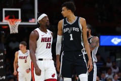 NBA新赛季MVP竞争者：东契奇与文班亚马闪耀新星
